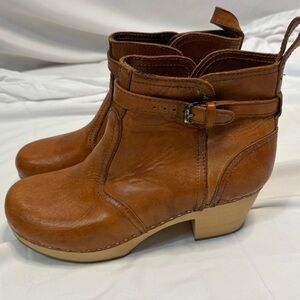 Swedish Hasbeens Toffel Jodhpur Leather Ankle High Wooden Platform Clog Boots